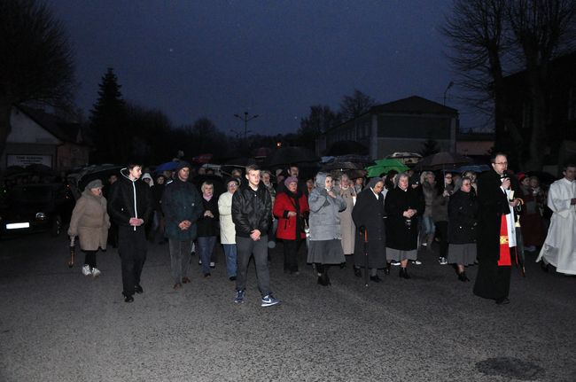 Droga Krzyżowa ulicami Połczyna-Zdroju