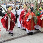 Niedziela Palmowa Młodych: procesja do katedry - cz. 2