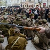 Marsz Cieni przeszedł ulicami Warszawy