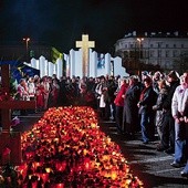  Uroczystości kanonizacyjne będzie można przeżywać na pl. Piłsudskiego 