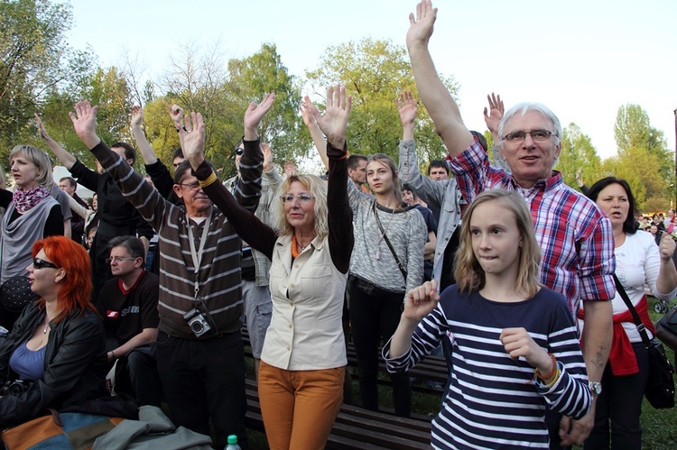 Koncert "Bądź jak Jezus" 2014 cz. 1