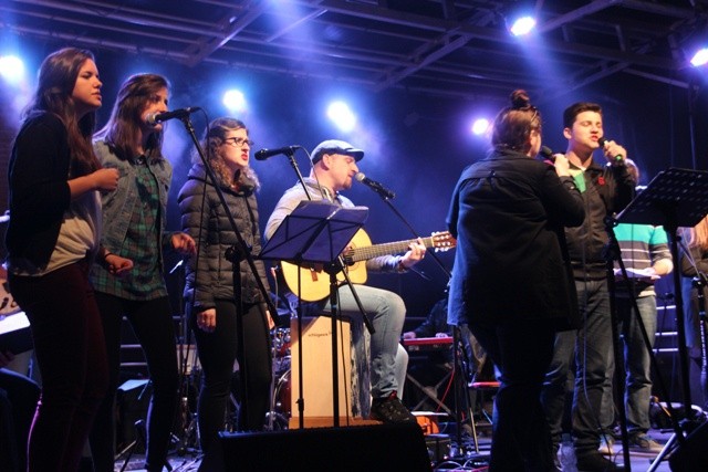 Koncert w Wysokiej mimo wieczornego chłodu rozgrzał słuchaczy