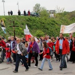 Pielgrzymi u św. Jana Pawła II w Łagiewnikach