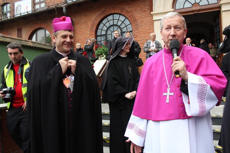 Przywitani przez biskupa Jana Zająca