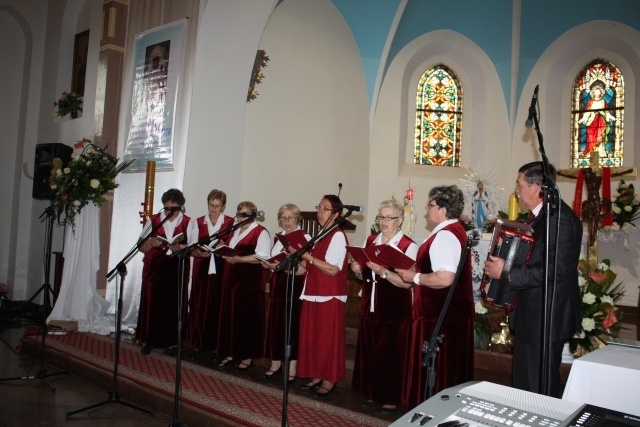 Przegląd Pieśni Maryjnej w Kłodawie