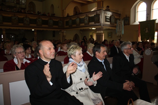 Przegląd Pieśni Maryjnej w Kłodawie