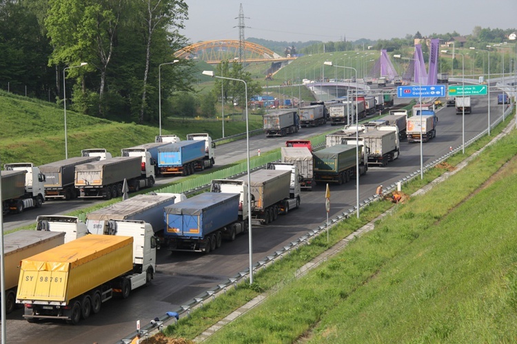 Próby obciążeniowe na moście w Mszanie