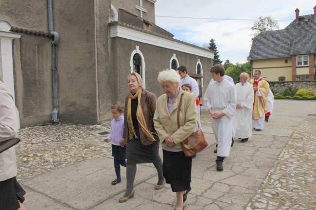 Stulecie marianek w Zbrosławicach