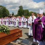 Ostatnie pożegnanie śp. ks. kan. Karola Tomali