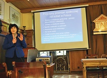 Dr Liliana Tomaszewska mówiła o roli kobiet we współczesnym społeczeństwie. Jej wykład był przyczynkiem do ożywionej dyskusji o gender w Towarzystwie Naukowym Płockim 