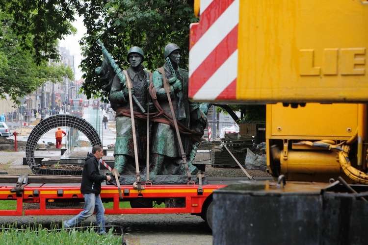 Likwidacja pomnika żołnierzy Armii Radzieckiej