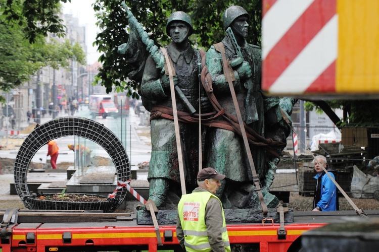 Likwidacja pomnika żołnierzy Armii Radzieckiej