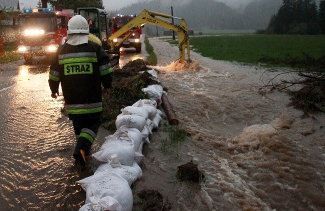 Przekroczone stany alarmowe w rzekach