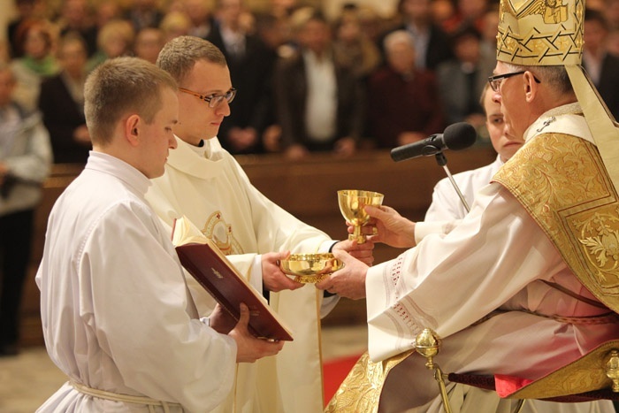 Święcenia kapłańskie w Katowicach