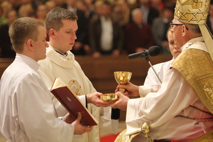 Święcenia kapłańskie w Katowicach