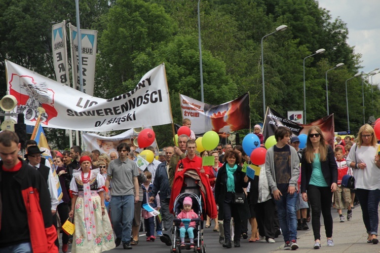 Marsz dla życia i rodziny w Katowicach