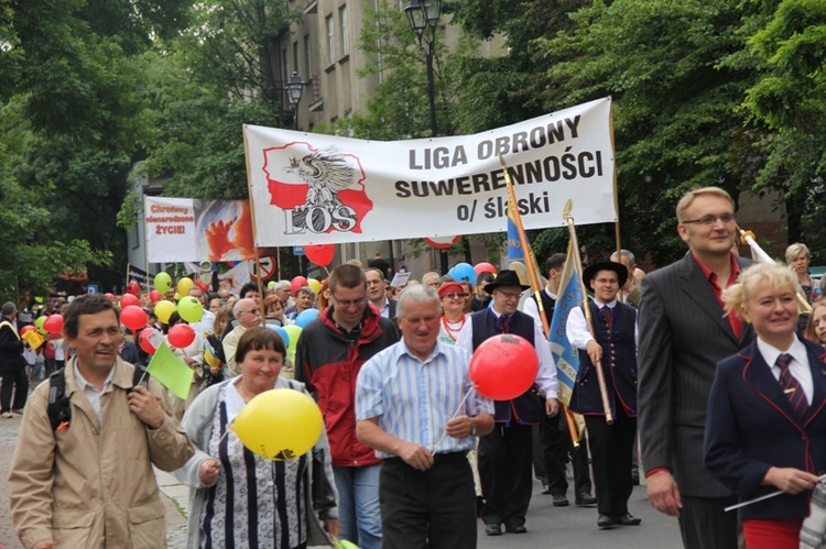 Marsz dla życia i rodziny w Katowicach