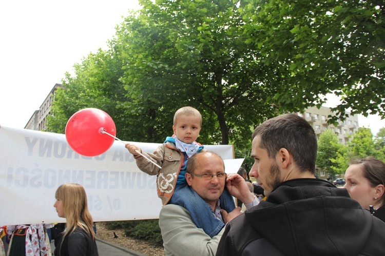 Marsz dla życia i rodziny w Katowicach