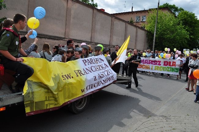 Marsz dla Życia i Rodziny w Ciechanowie cz. 1