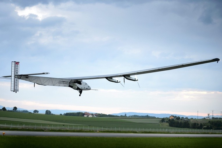 Solar Impulse 2