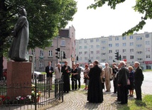 Pomnik bł. ks. B. Komorowskiego