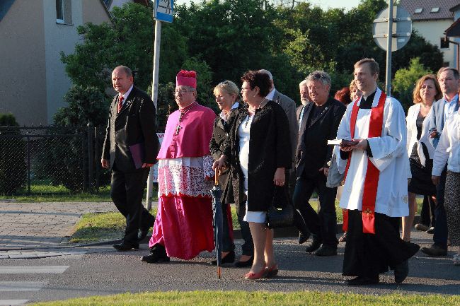 Poświęcenie dzwonnicy Ksiądz Jerzy w Rumi