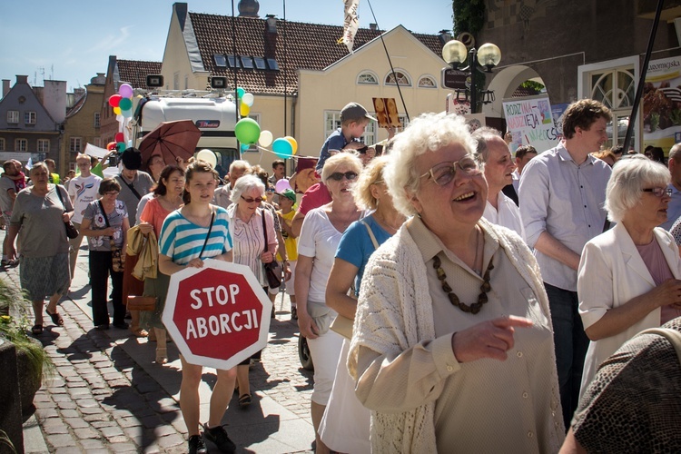 Marsz dla życia i rodziny w Olsztynie 2014