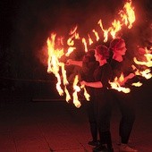 Teatr „Mantikora” przyciągnął kilkuset widzów