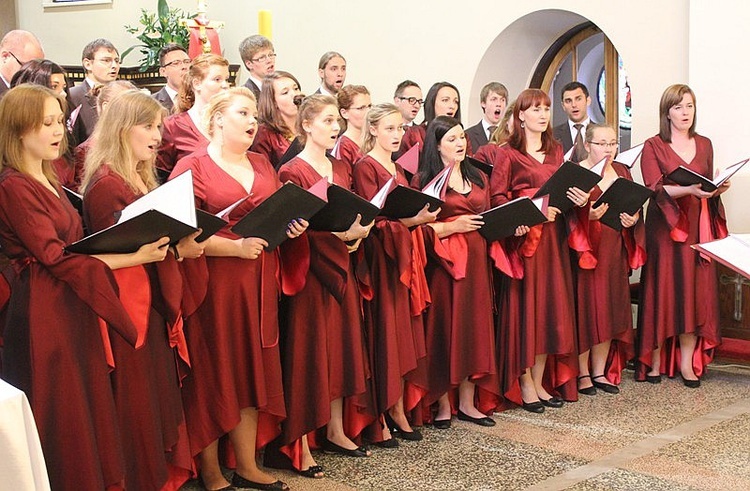 Koncert i ciastka dla budowy hospicjum