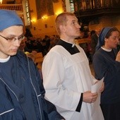 Po Eucharystii odbyło się nabożeństwo przed Najświętszym Sakramentem