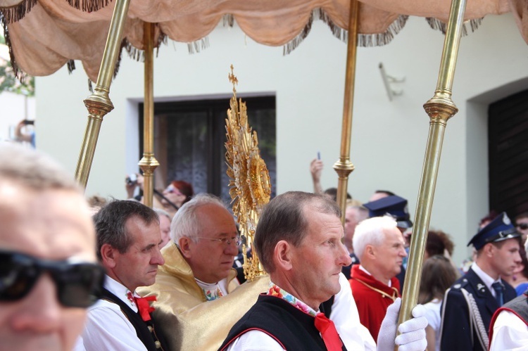 Procesja Bożego Ciała w Łowiczu - cz. 1