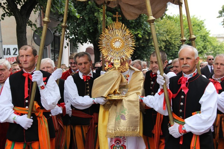 Procesja Bożego Ciała w Łowiczu - cz. 2