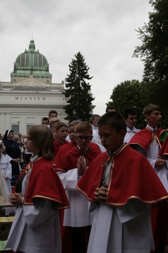 Procesja przez granicę