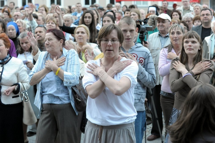 Koncert uwielbienia - po adoracji