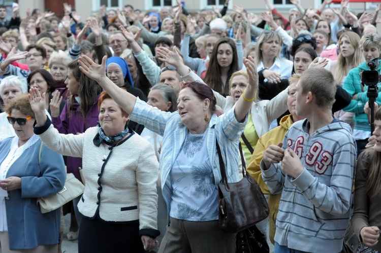 Koncert uwielbienia - po adoracji