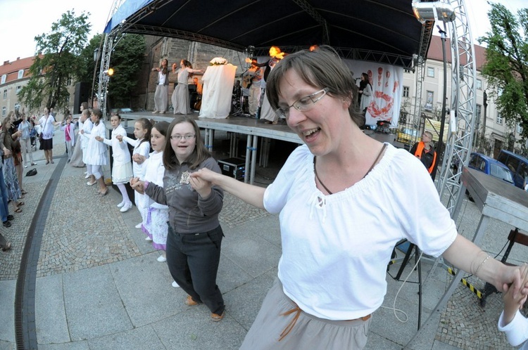 Koncert uwielbienia - po adoracji