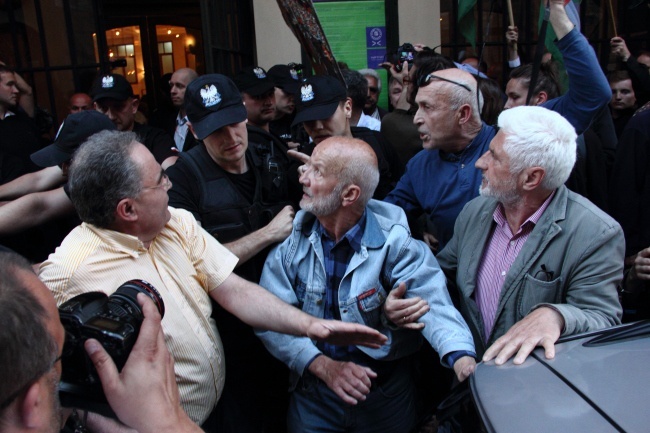 Protest przeciwko "Golgota Picnic"