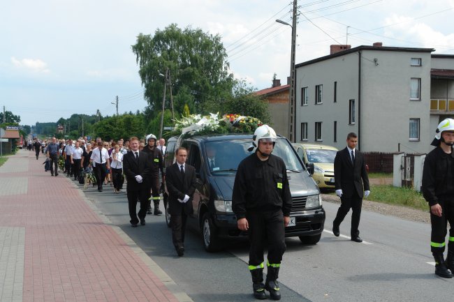 Pogrzeb ks. Klaudiusza Kłaczki