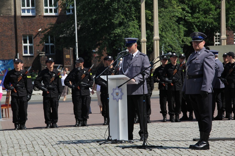 Szkoła Policji w Katowicach ma 15 lat