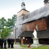  Księża rozmawiali z ekspertami o tym, jak chronić nasze kościoły 