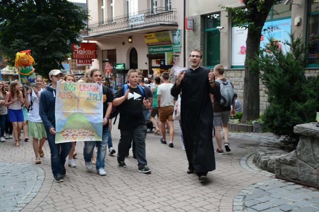 Oazowicze ewangelizowali na Krupówkach