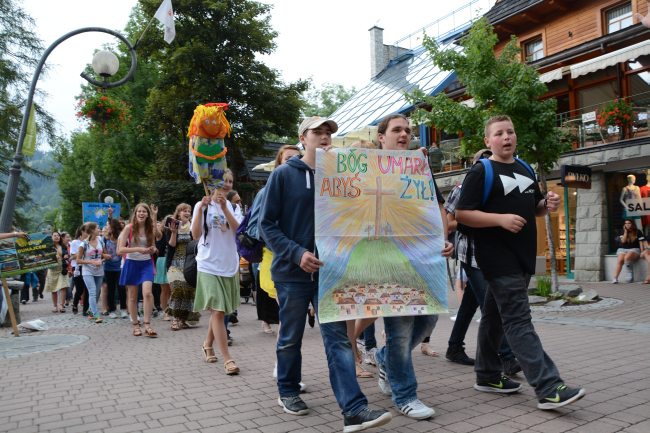 Oazowicze ewangelizowali na Krupówkach