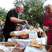 Dzieleniem chleba zajmował się pomysłodawca święta Zdzisław Chmielewski