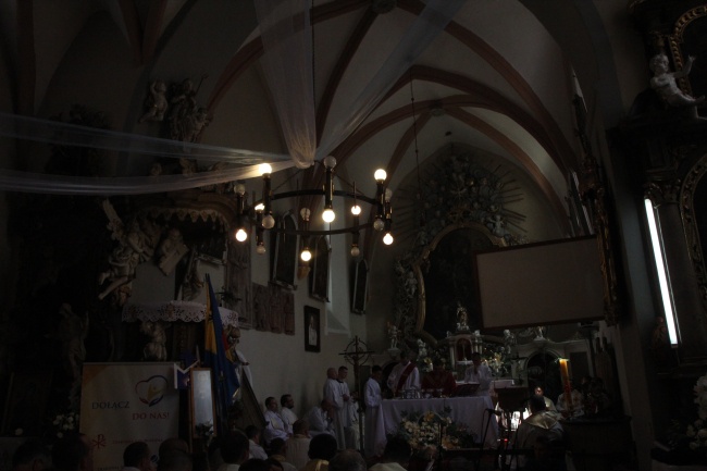 Jubieluszowa Eucharystia w Sośnicy
