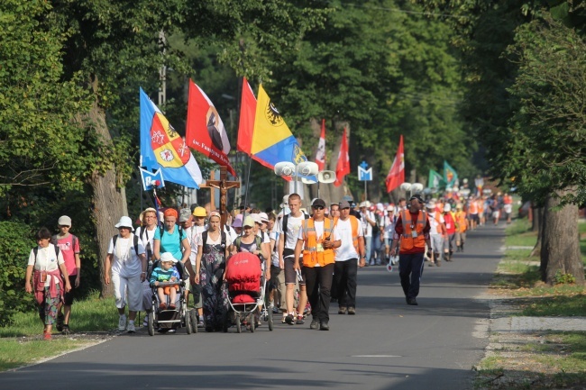 Świąteczna niedziela na szlaku