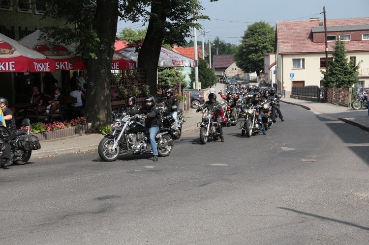 Dziesięć tysięcy motocyklistów na Górze Świętej Anny