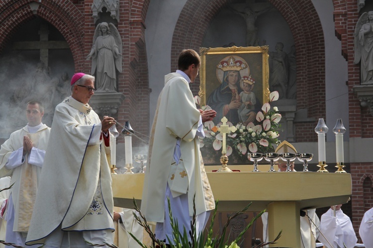 Pielgrzymka kobiet do Piekar - początek uroczystości