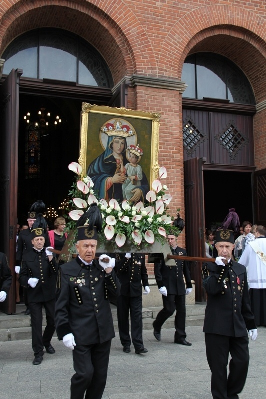 Pielgrzymka kobiet do Piekar - początek uroczystości