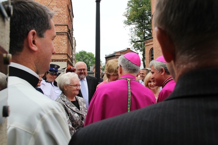 Pielgrzymka kobiet do Piekar - początek uroczystości