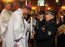 Mieszkańcy Żabnicy świętowali jubileusz swojego kościoła razem z biskupem Romanem Pindlem